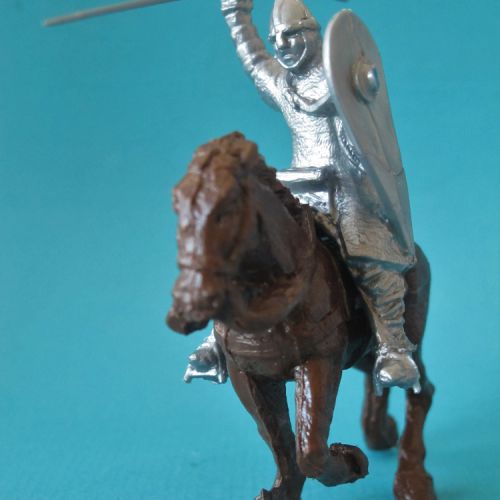 Cavalier normand avec lance brandie.
