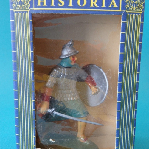 Boîte bleue vitrée avec Franc bouclier rond et épée.