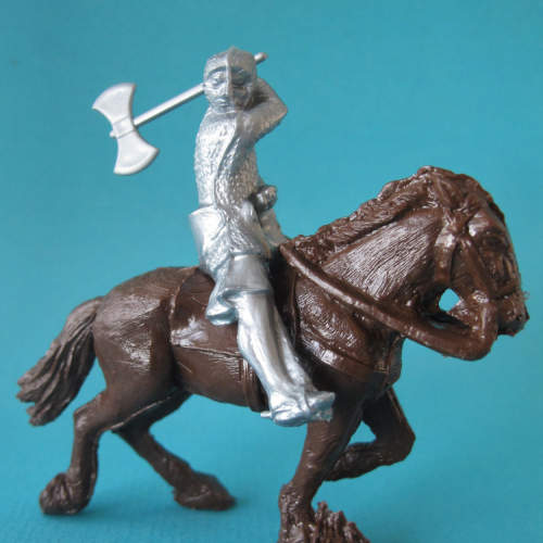 Homme du Shérif à cheval avec arme levée (épée, lance, hache ou masse d'armes).