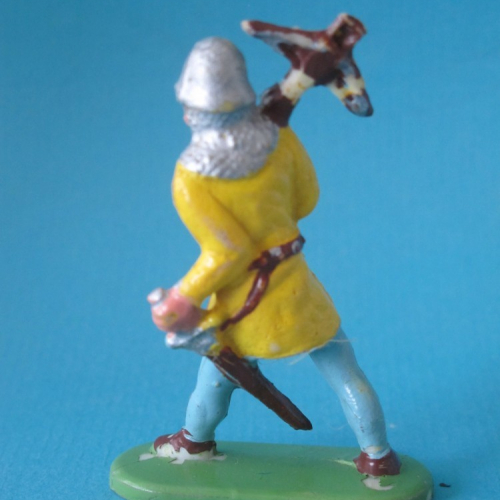 29. Arbalétrier marchant arme à l’épaule (verso).