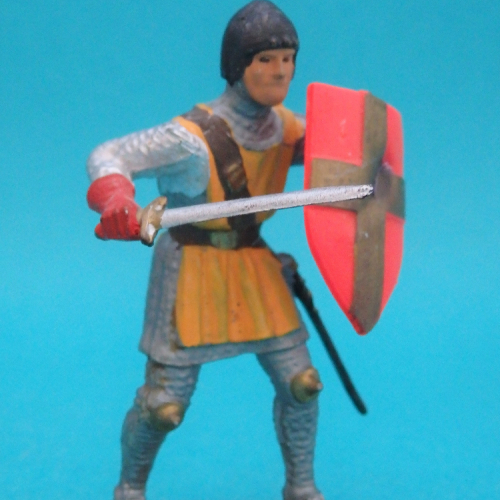 6002 Chevalier combattant avec écu croisé (3ter).