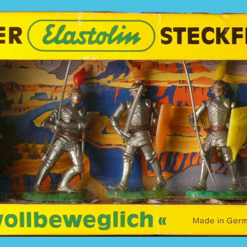 Boite Hausser Elastolin Steckfiguren de 5 figurines.