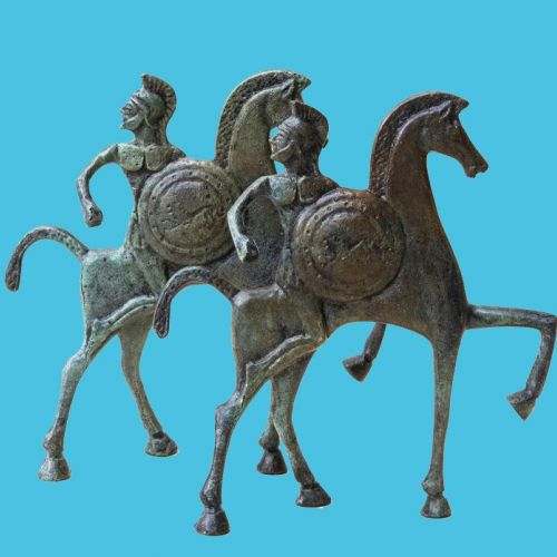 Cavaliers grecs  en Bronze - Musée Grèce Antique.