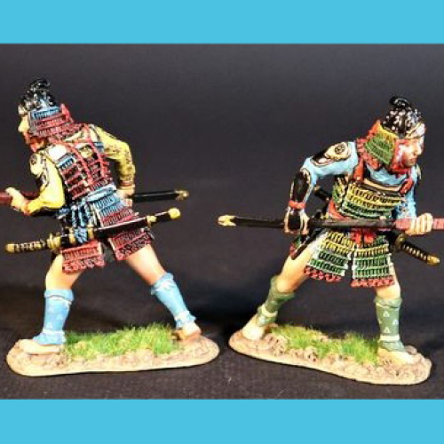 GMP0022MD  Samouraïs attaquant avec naginata (2 figurines).