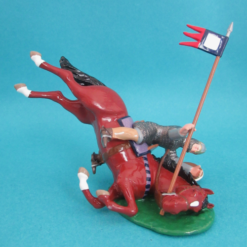 NM15   Cavalier normand avec lance étendard et bouclier sur cheval tombant (cheval type V).