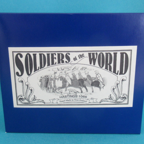 La boîte bleue classique de Soldiers of the World.