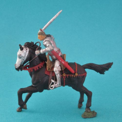 N°22203 Chevalier à cheval, nu tête, chargeant avec épée.