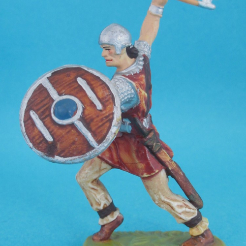 8831  Normand attaquant avec hache et bouclier (II).