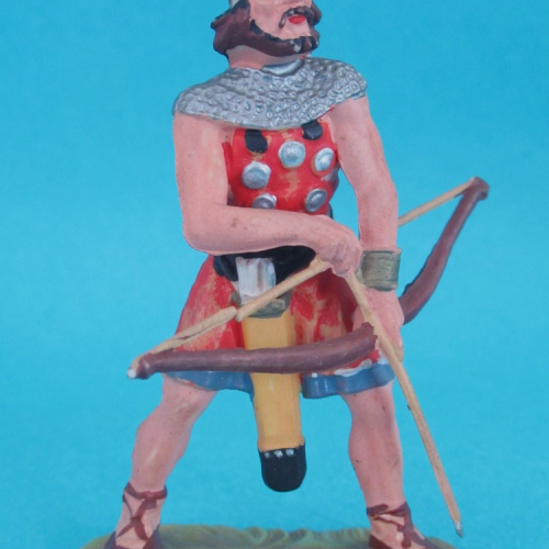 8643  Archer bandant son arc (II).