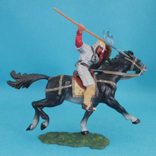 8872  Cavalier normand frappant de sa lance et bouclier oblong (II) sur cheval 1.