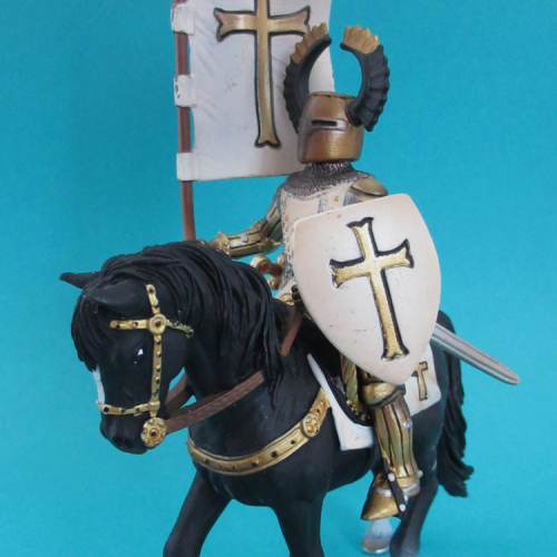 70035   Porte-Drapeau teutonique à cheval.