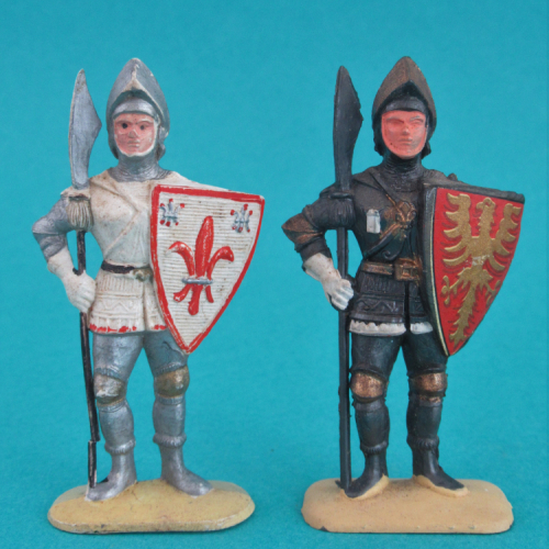 Comparaison entre les deux figurines CH21 et CH22.