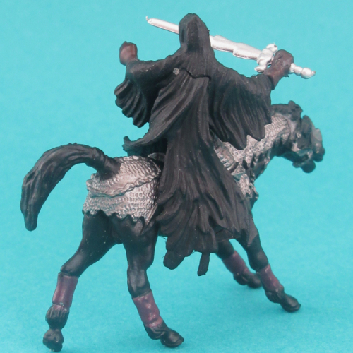 38901   Cavalier noir.