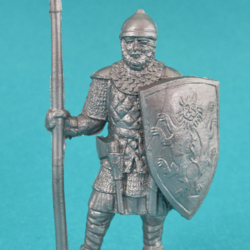 CP04. Chevalier de faction avec lance et bouclier.