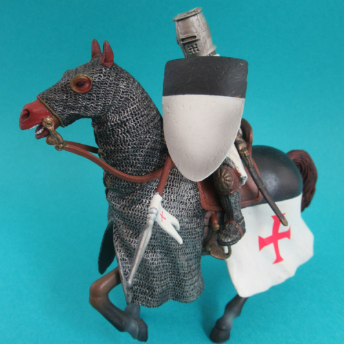 20021   Sir Hugh de Bretagne.