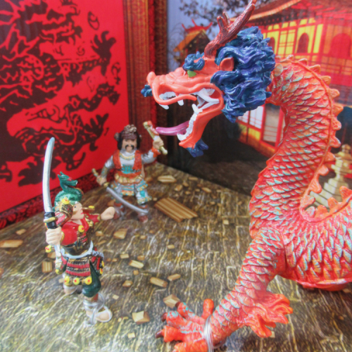 60854   Coffret Dragon chinois (1 dragon chinois, 3 samouraïs).