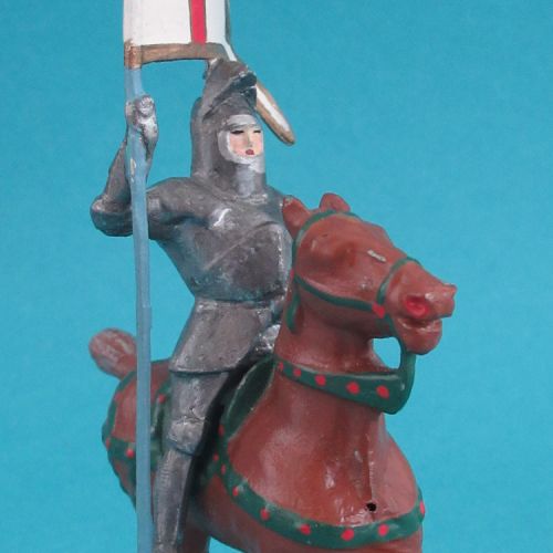 Chevalier à cheval, visière ouverte avec lance, pennon, étendard, avec ou sans bouclier (3).