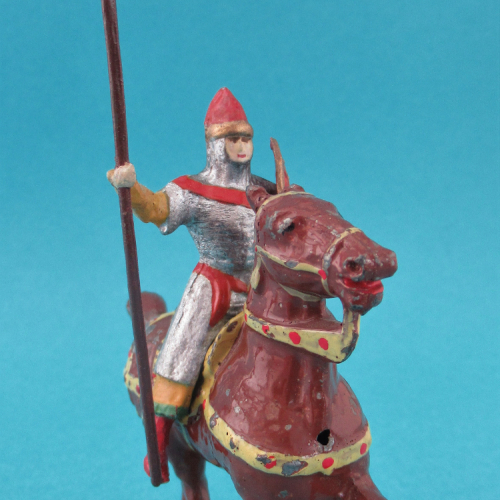 Cavalier normand avec lance et bouclier oblong court ou long.