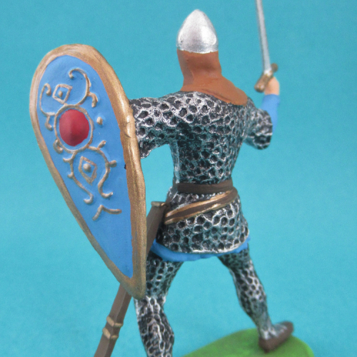 51000  Chevalier normand avec épée, bouclier levé et cervelière.