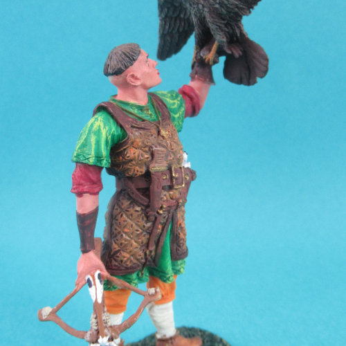 Noble normand avec faucon et arbalète.