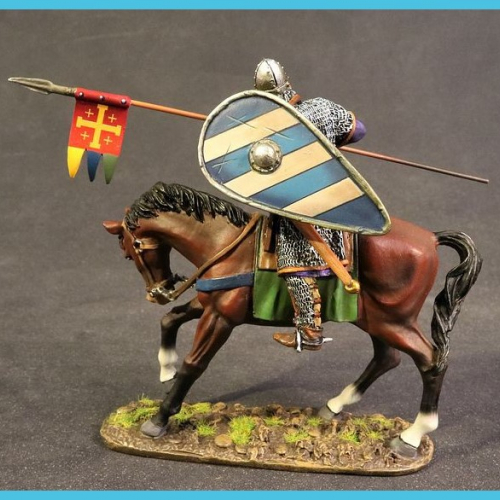 NM06B Cavalier normand avec lance fanion (croix) et bouclier, torse vers la droite.