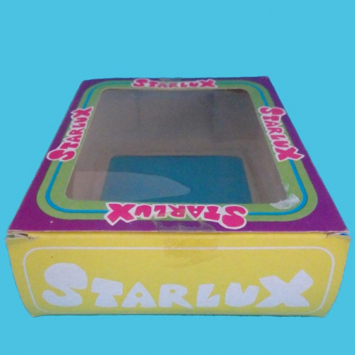 Différentes couleurs ont été utilisées pour cette boîte.