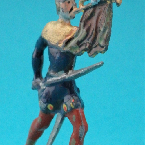 01. Chevalier avec épée et clairon - 55 mm (minceur de la figurine).