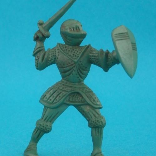 LD05 Chevalier épée levée et bras gauche tendu avec bouclier.