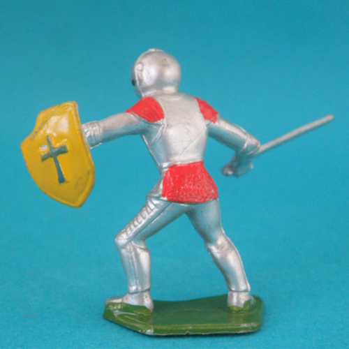 Heimo - Chevalier avec épée levée et écu.