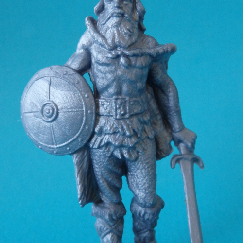 03. Viking avec épée et bouclier.