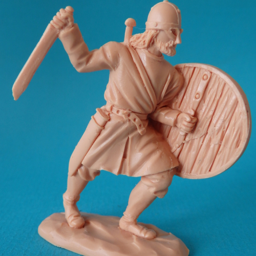 03. Viking attaquant avec épée.