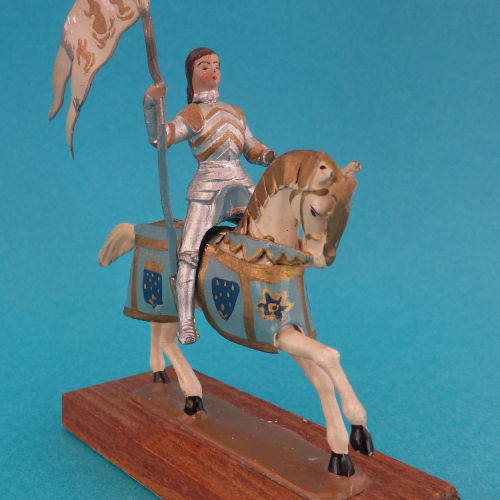 RBC001a Jeanne d'Arc avec étendard sur cheval bardé.