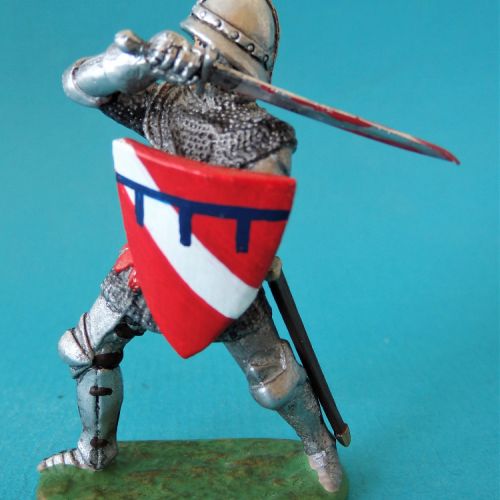 S-20  Chevalier se défendant avec épée en retrait et bouclier (XVe siècle) - Warnier de Dave - bataille Othée 1408.