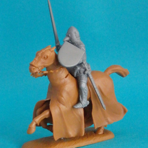 B5 - Chevalier sur cheval caparaçonné.