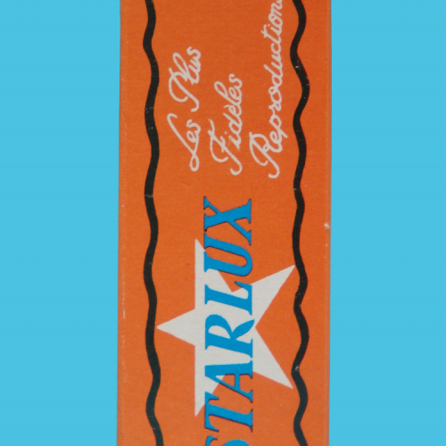 Côté de la boîte.