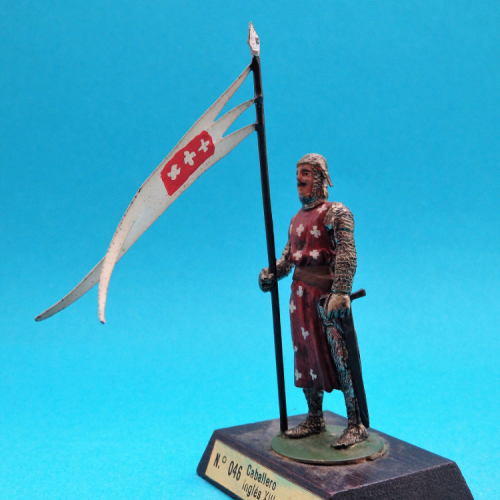 046. Chevalier anglais avec lance, XIII siècle.