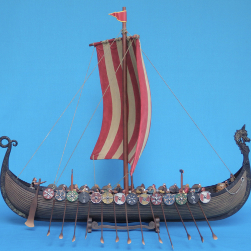 VIK100 Viking Longship "Dreadnought of the Mists" .