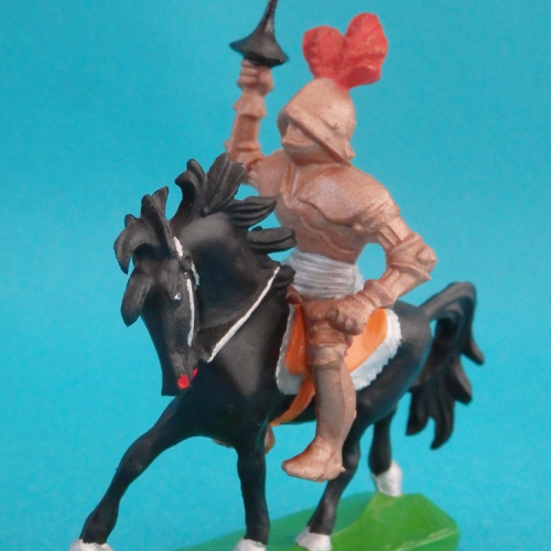 01 Cavalier avec lance sur cheval au trot (RFA).