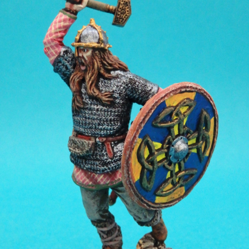 Viking avec marteau d'armes.