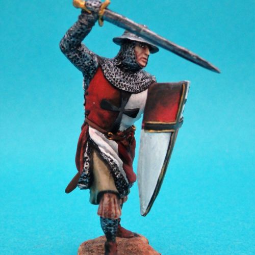 Sergent teutonique avec épée et bouclier.