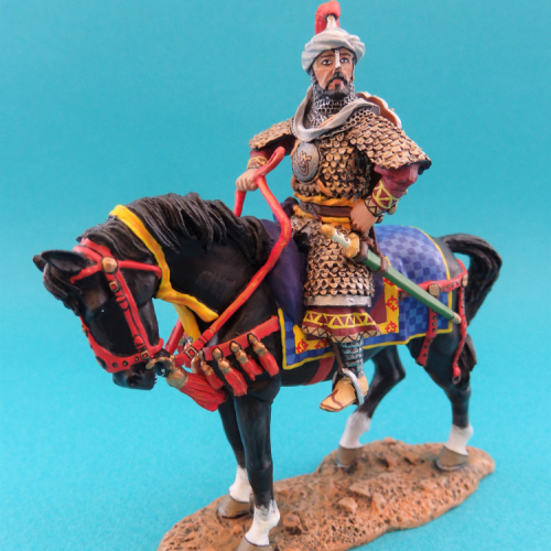 MK027 Saladin à cheval.