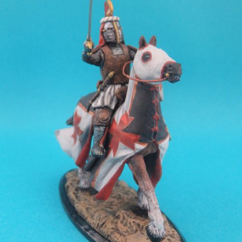 14 Chevalier teutonique à cheval.