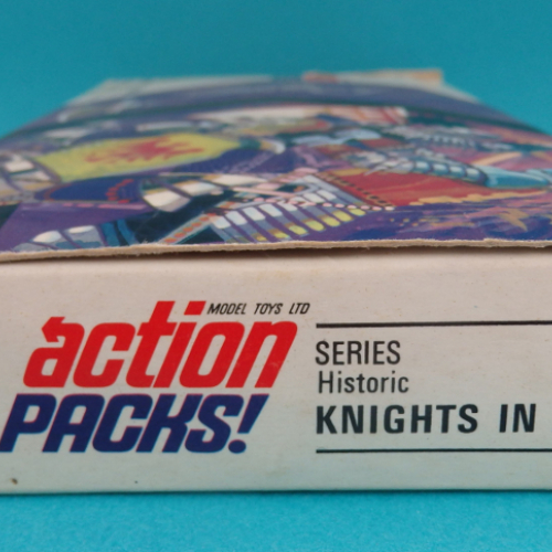 Côté de la boîte Action Pack avec l'inscription de la référence  AP10.