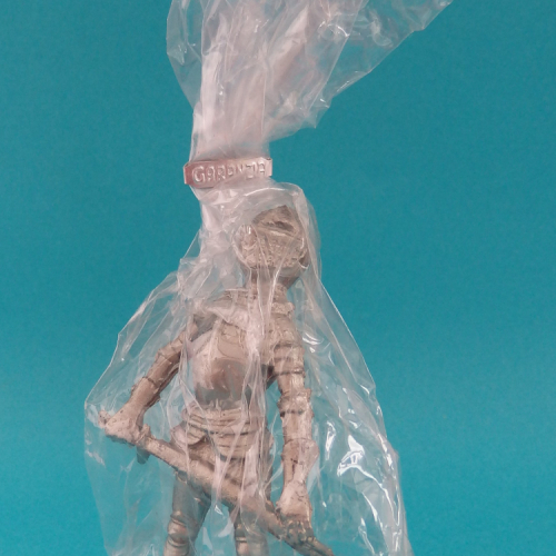 Figurine vendue en sachet individuel.