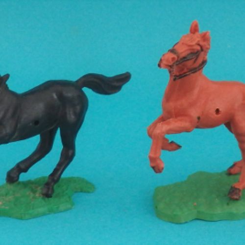 Les quatre poses de chevaux existantes.