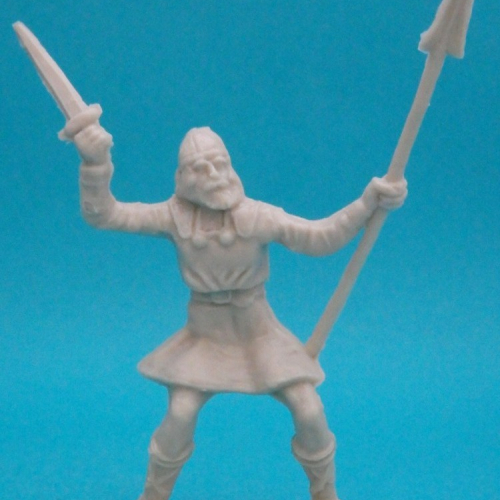 3. Saxon avec épée et lance. Reproduction années 90.