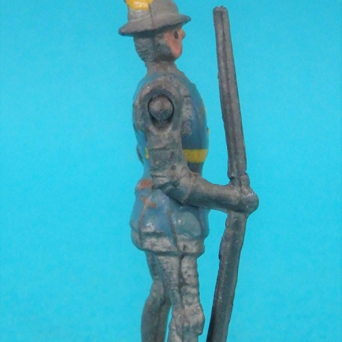 Pose 4  Hommes d'armes avec lance et chaptel de fer (bras articulé).