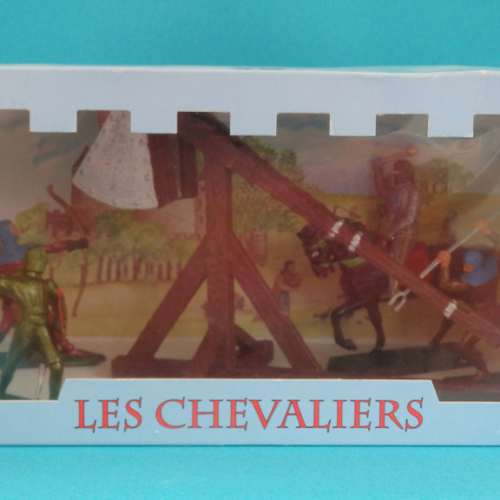 Boîte diorama avec 3 piétons, 1 cavalier, 1 trébuchet.