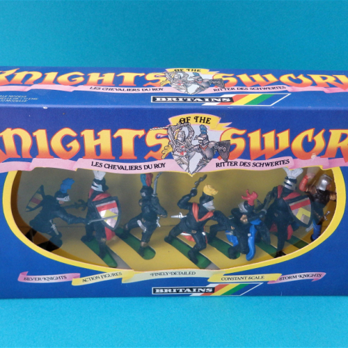 7777  Boxed set contenant 7 chevaliers Black Knights à pied.