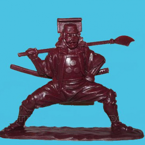 005. Samouraï avec lance sur l'épaule.